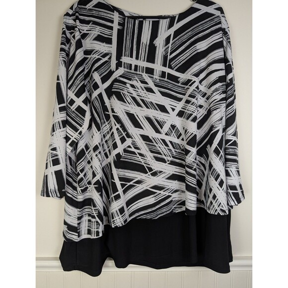 Cocomo Tops - Cocomo Tunic Top Womens 3X Black White Geometric Stretchy Blouse Comfy Office